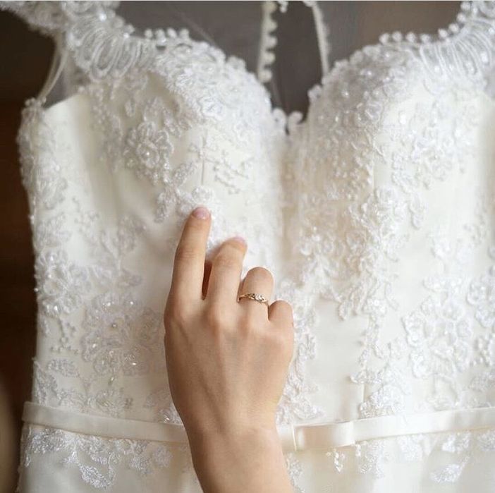 Вишукана весільна сукня Joanna Sposa