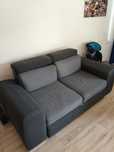Sofa  dwuosobowa.