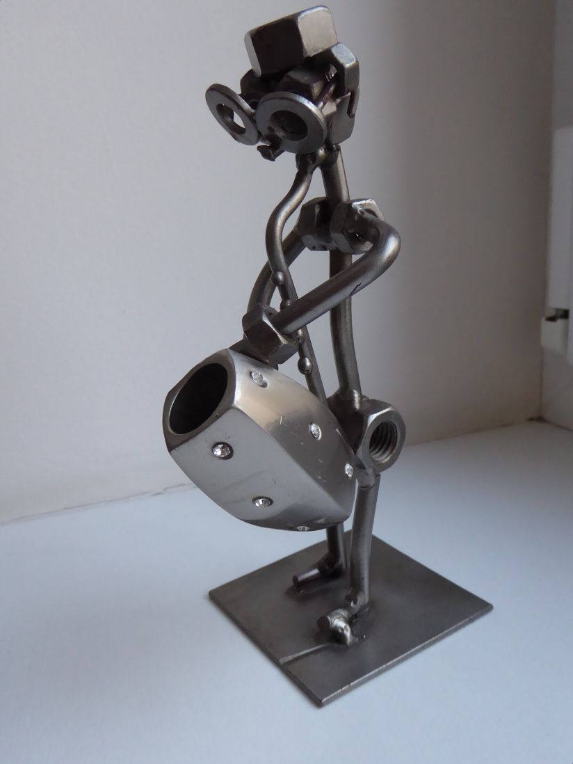 Metaloplastyka figurka muzyka