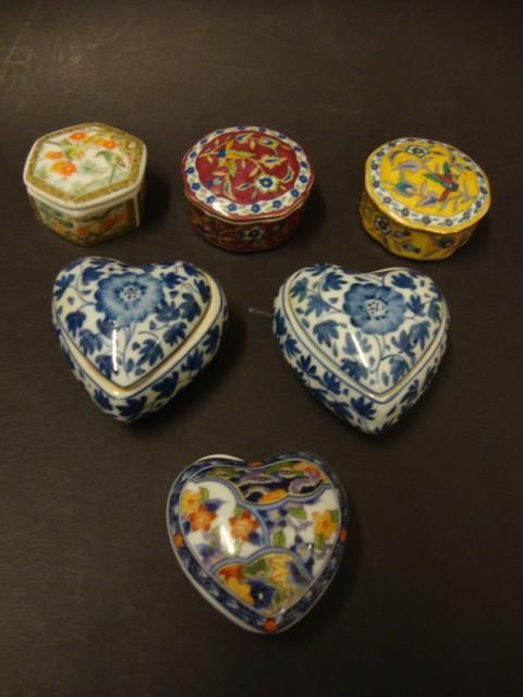 Caixa com tampa em porcelana francesa de Limoges