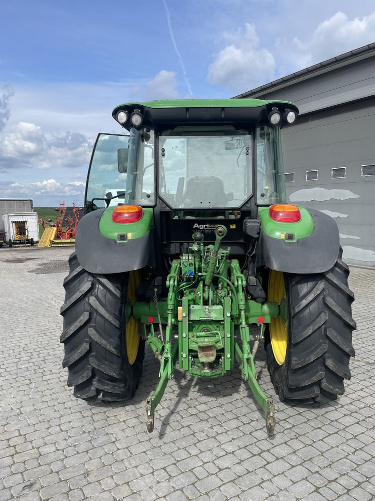 Traktor John Deere 6100 RC 2014r