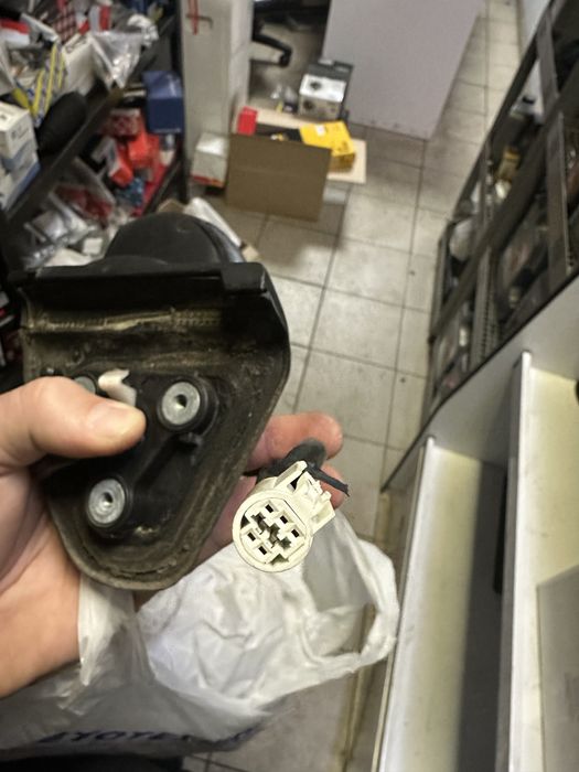 Дзеркало toyota auris / yaris аурис prius бокове