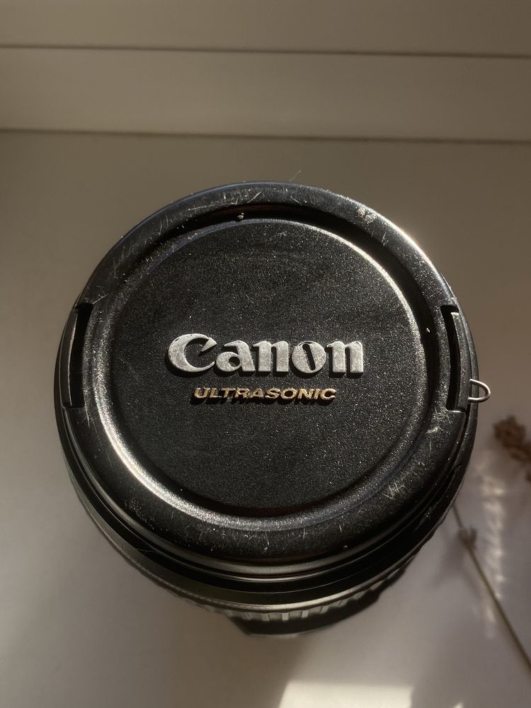 Обєктив Canon EF-S 17-85mm F4-5,6 USM можна з фотоапаратом