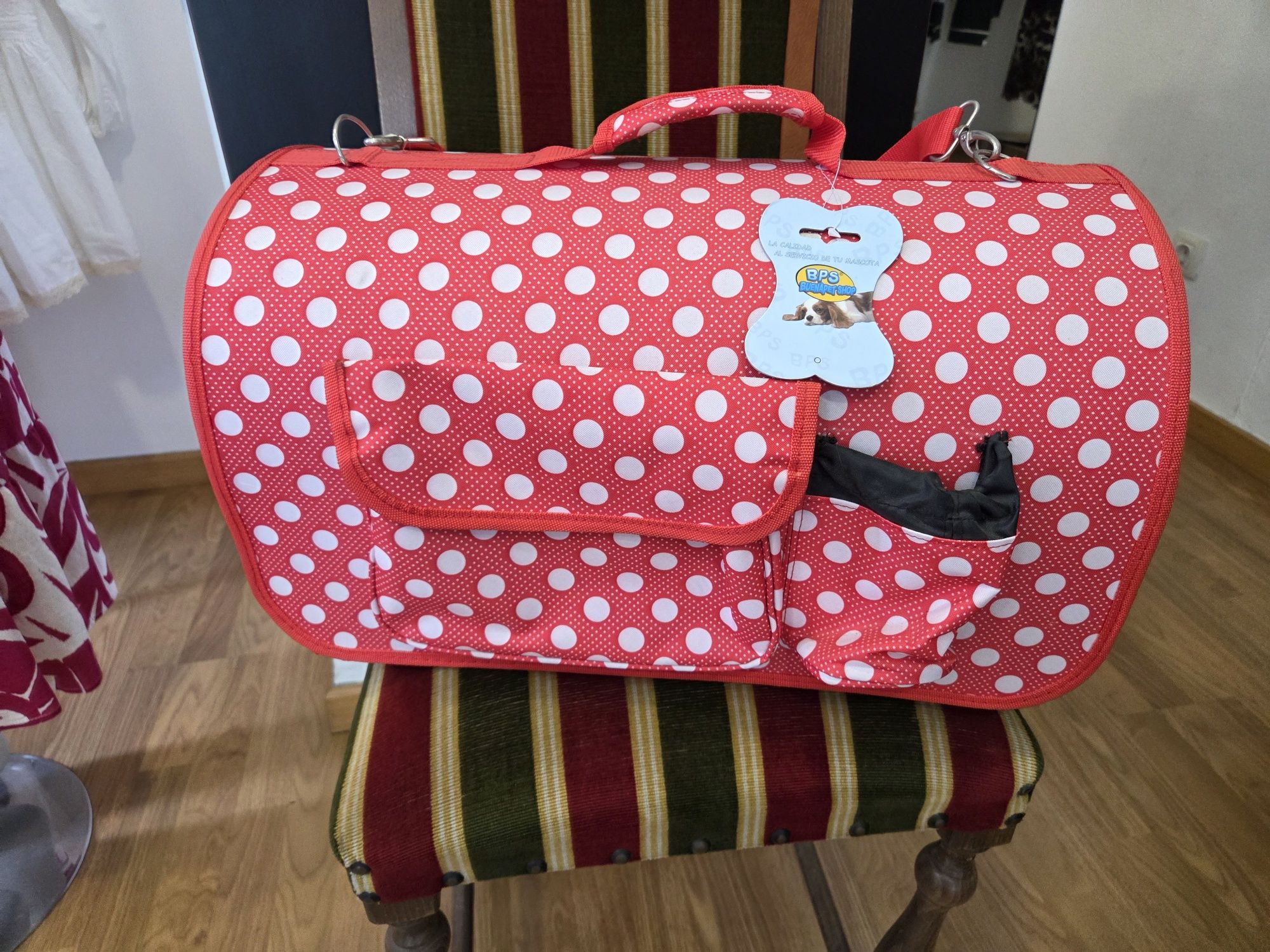 Transportadora de cães de porte pequeno