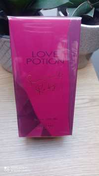 Zapach damski LOVE POTION SENSUAL RUBY od Oriflame