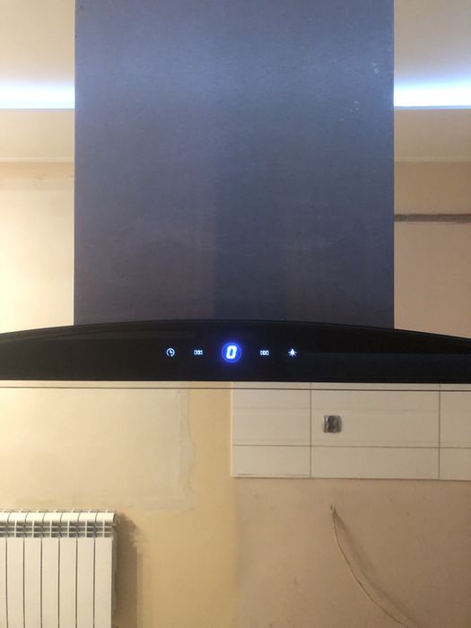 Okap pochłaniacz wyspowy