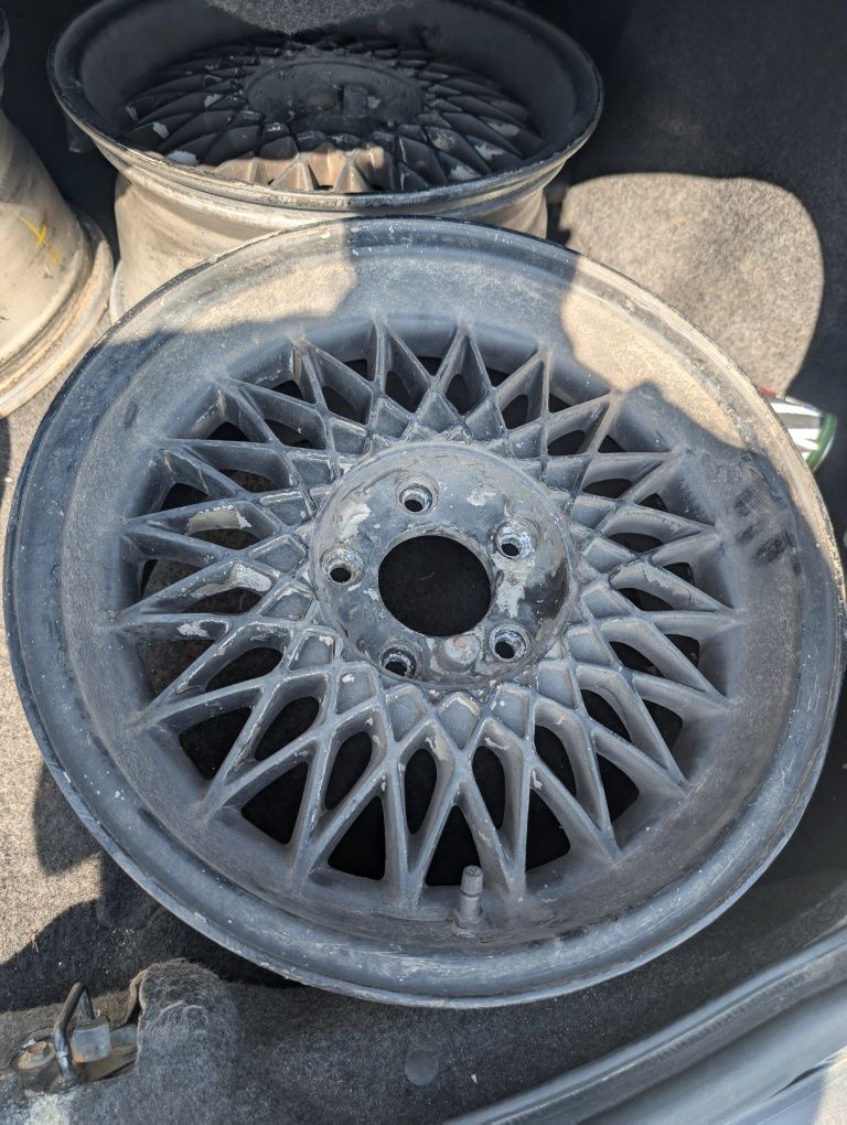 Диски r16 5 114.3