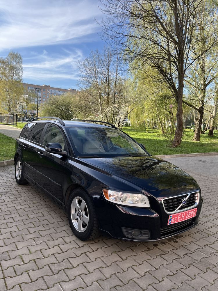 Volvo v50 1.6TDI 2010