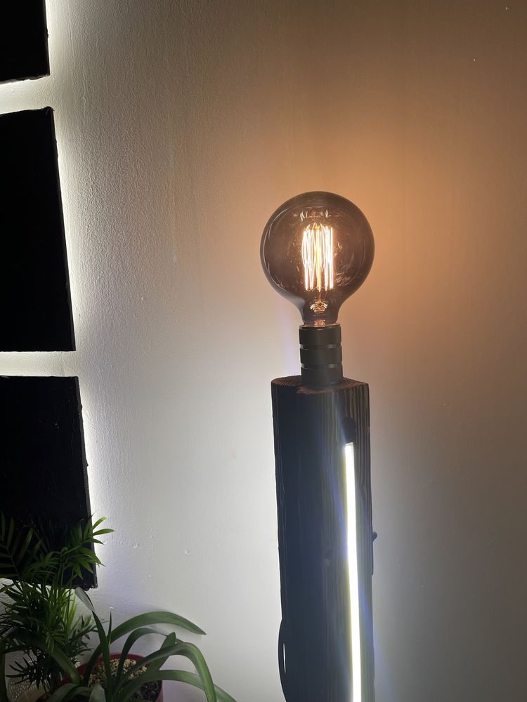 Lampa stojaca z belki ozdobna zarowka
