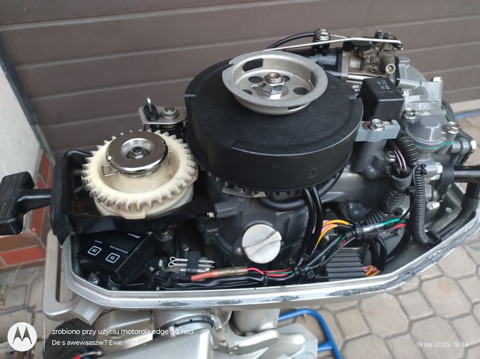 Silnik zaburtowy HONDA BF5, BF-5. Krótka stopa S. Ładowanie 3A.