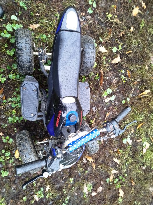 Детский квадроцикл, бензин.