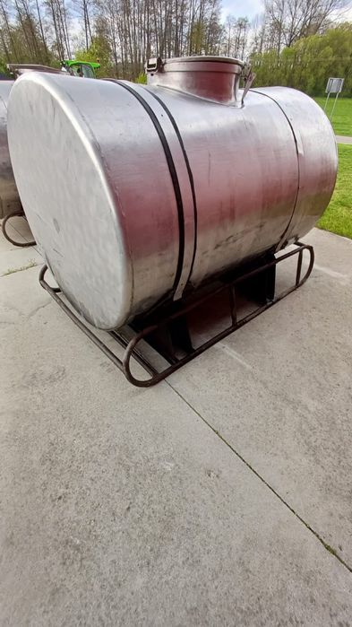 Zbiorniki kwasoodporne beczka nierdzewna 2000 l