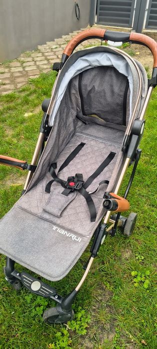 Wózek spacerowy dla dzieci