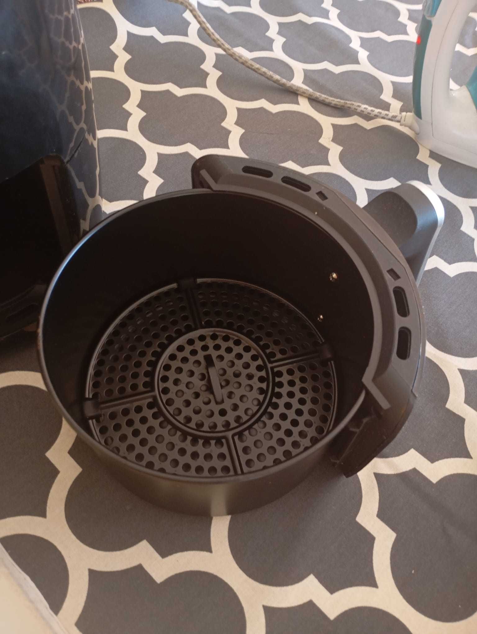 Airfryer semi-novo