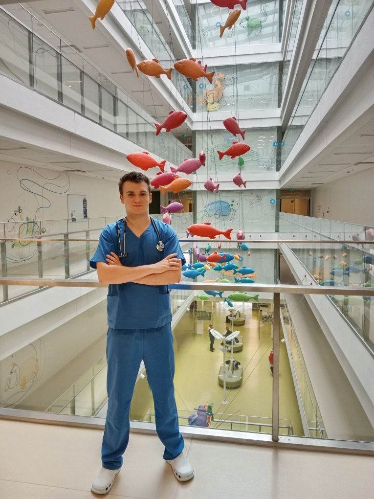 Zapraszam na korepetycje z matematyki i z chemii ze studentem medycyny