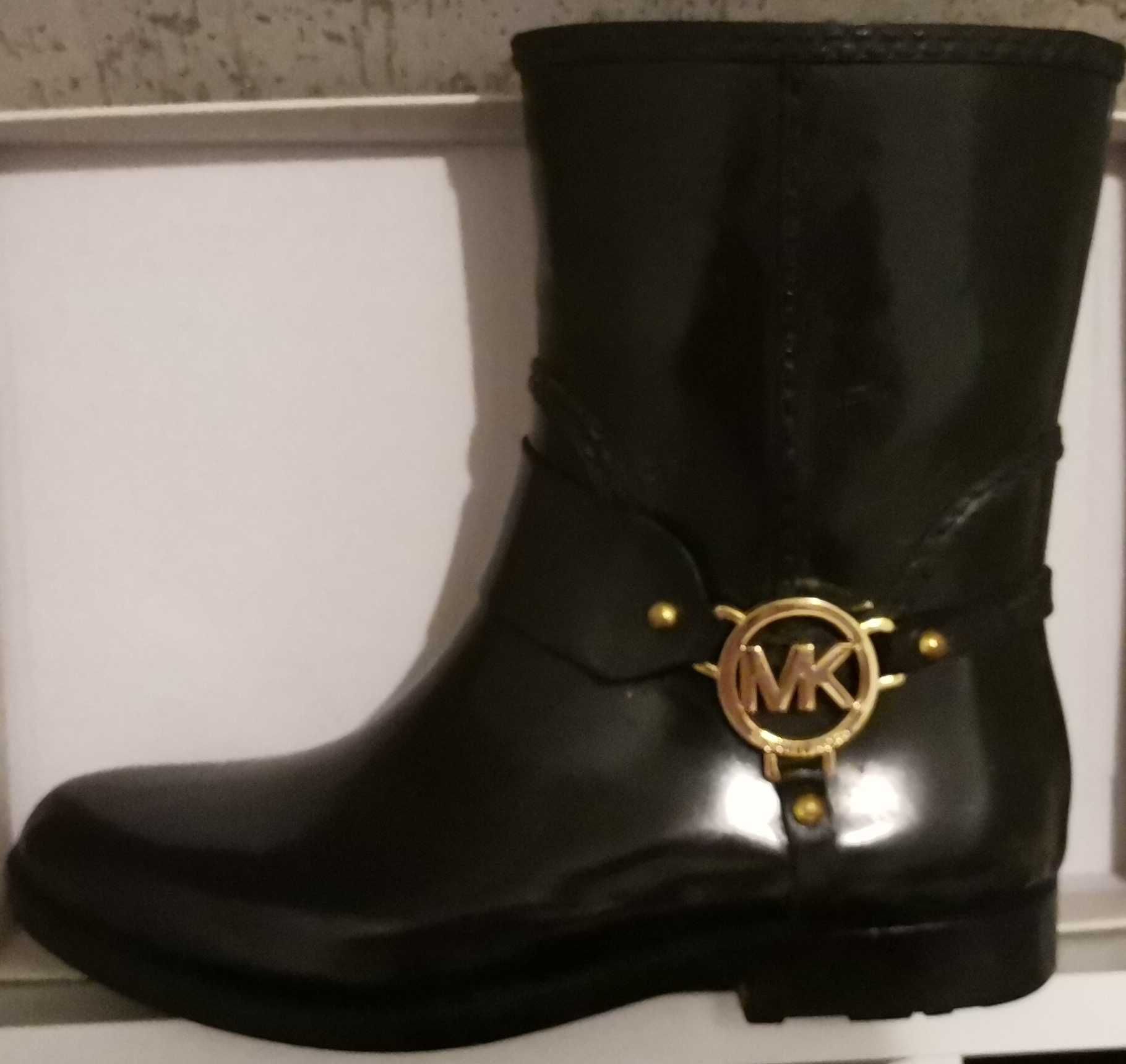 Botas bimba e Lola e Michael kors