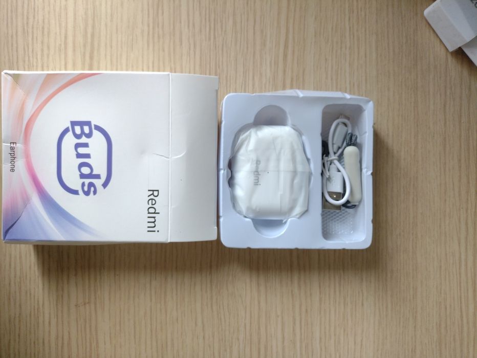 Bluetooth-навушники Redmi ,HOCO TWS EW35 Awei дротові PC-7