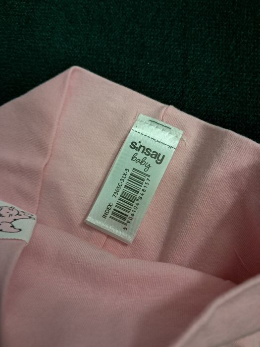 Sinsay 3 czapki wiosenne dla dziewczynki 0-3 mca. Stan idealny. Cena z