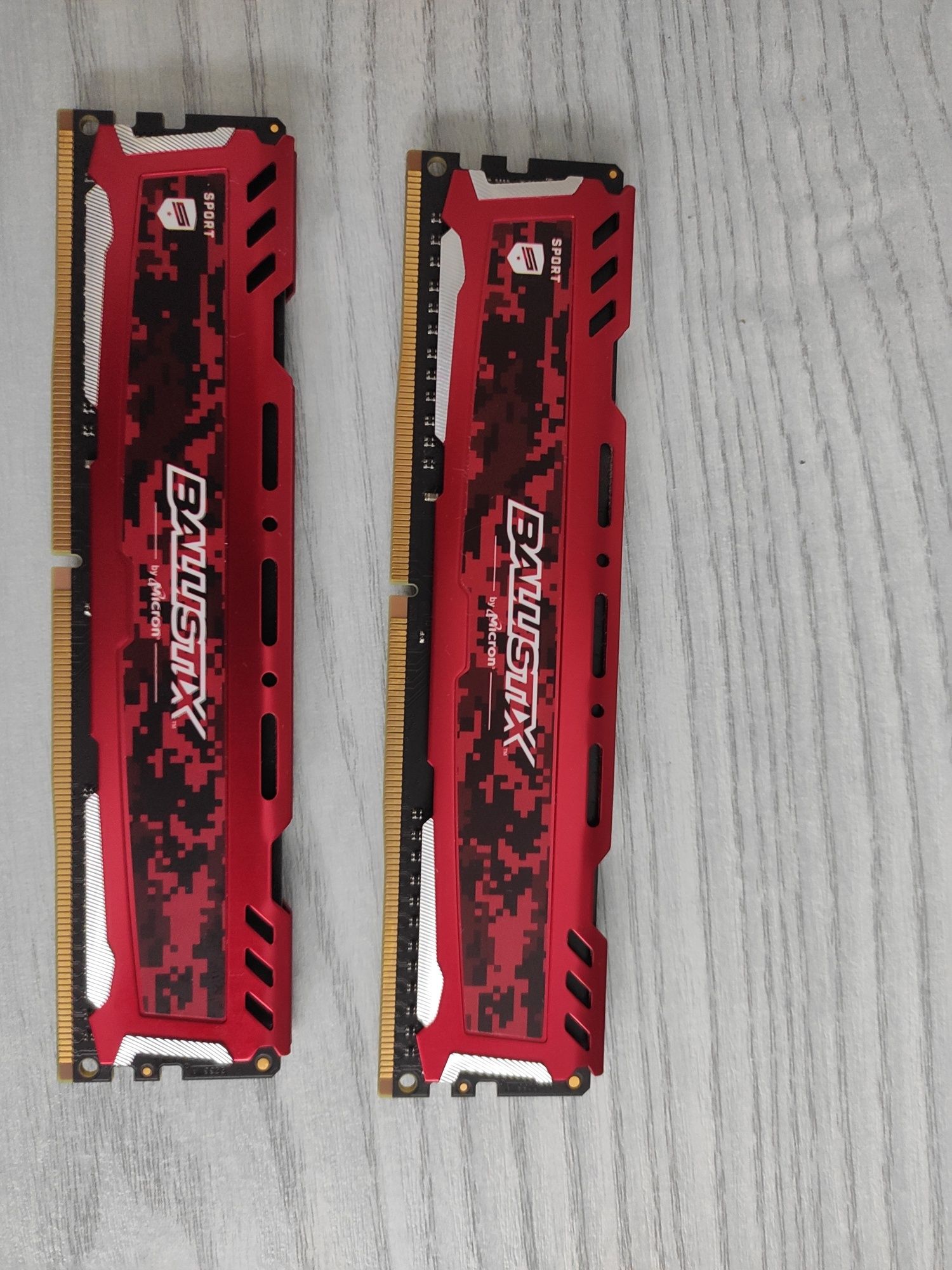 Crucial 2x8GB 3000MHz Ballistix Sport LT Red CL16