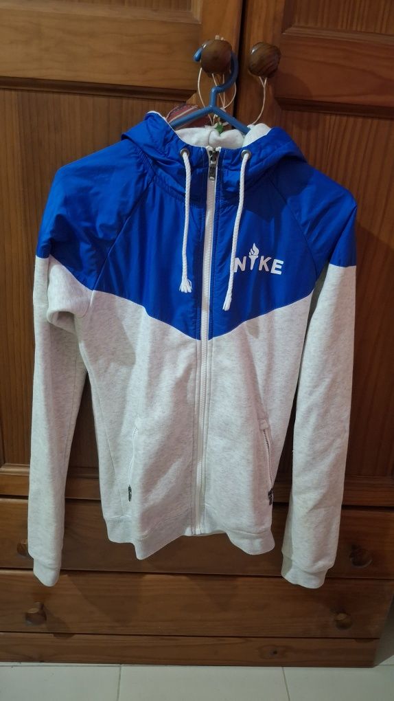 Casaco da Nike novo