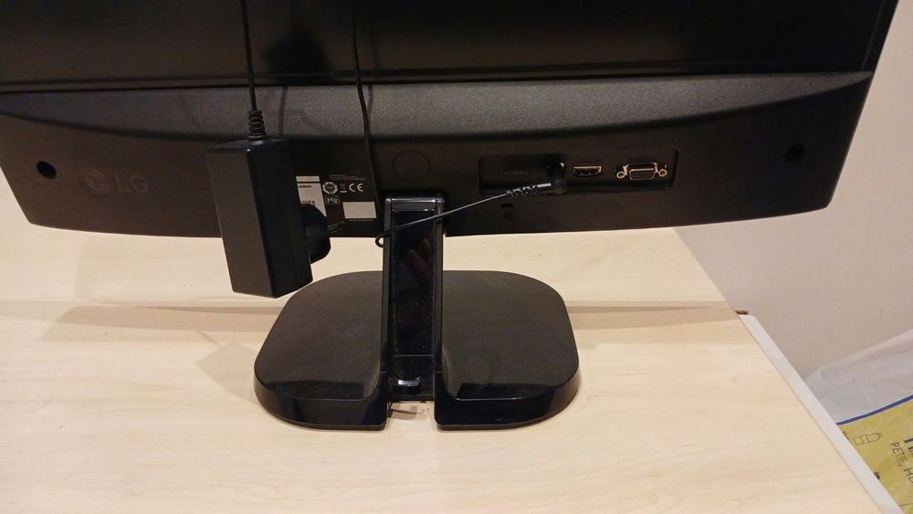 Продам монитор LG