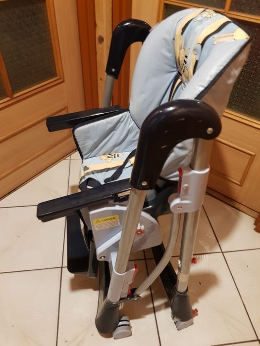 Krzesełko do karmienia dziecka