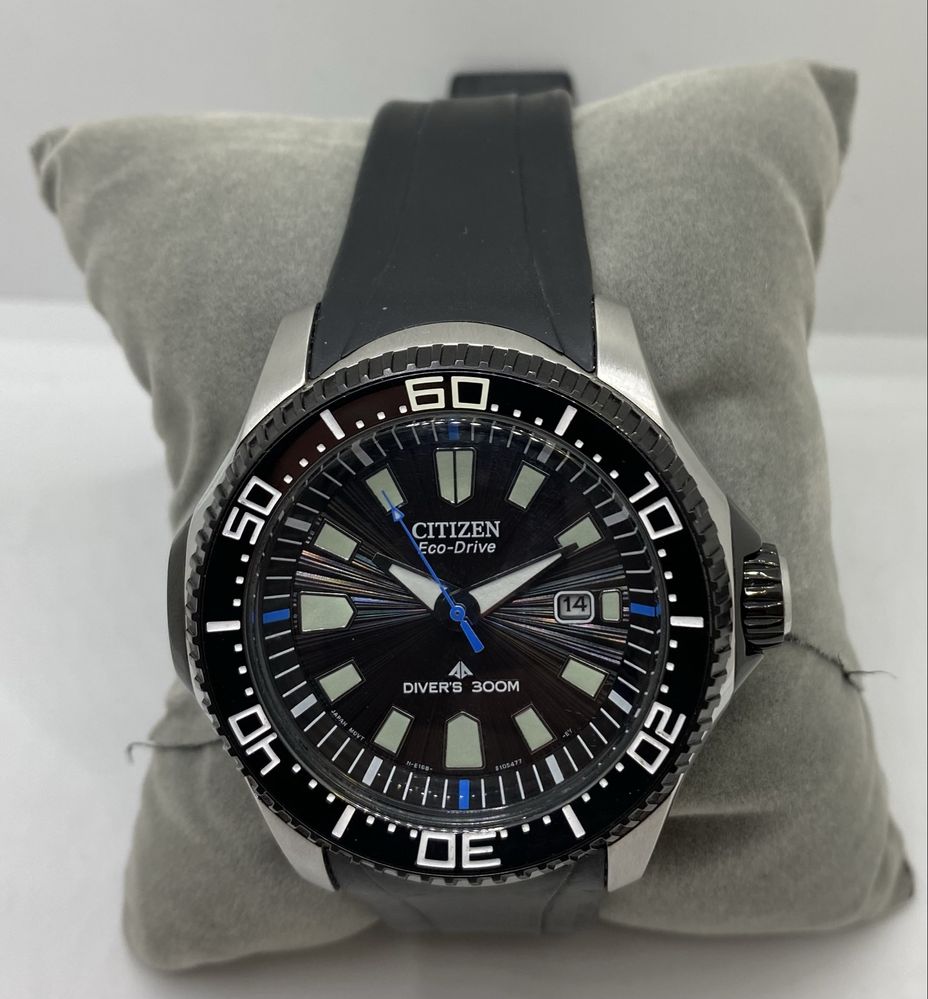 Citizen Eco Drive 300m Solar
