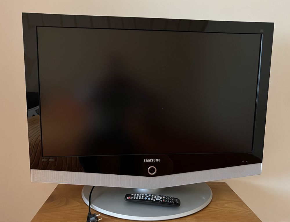 Vendo televisor Samsung 40 polegadas