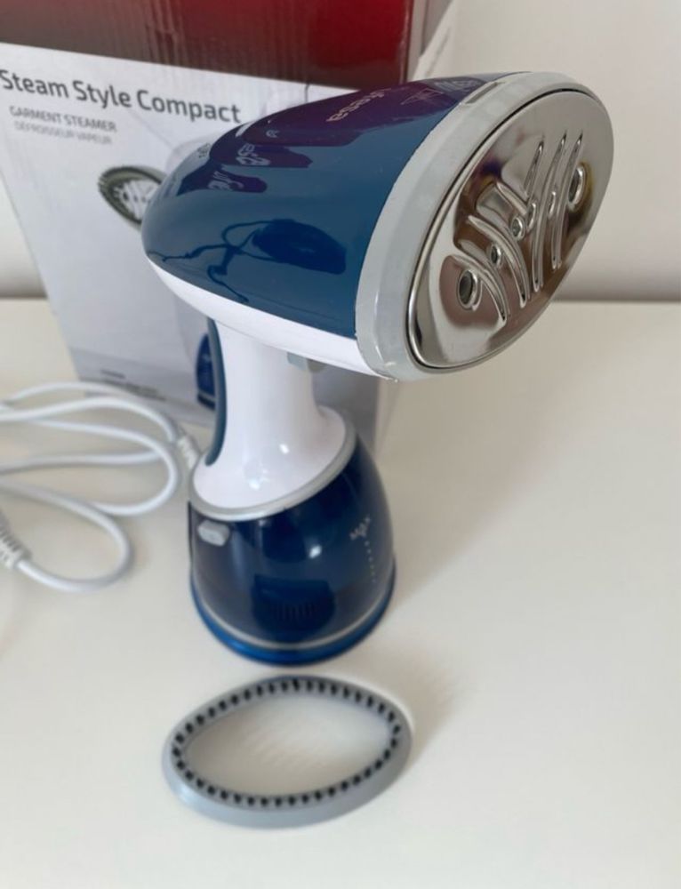 Ferro Ufessa Steam Style Compact