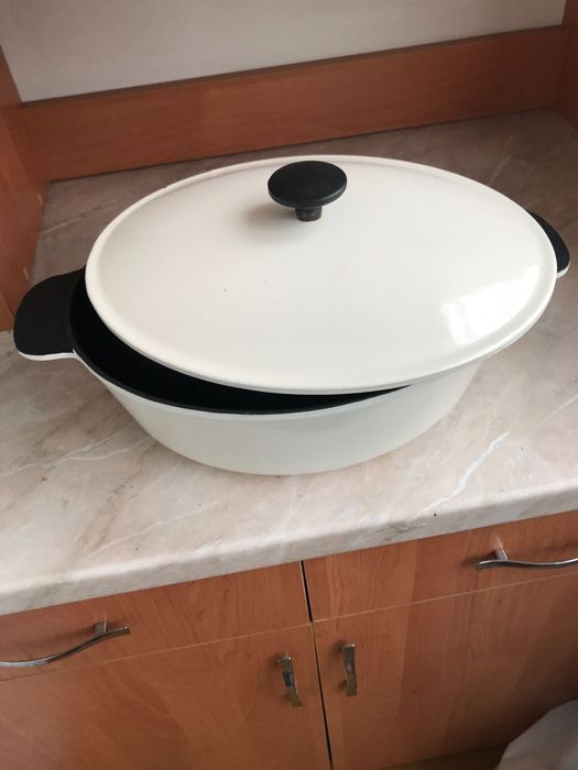 Гусятница чугунная