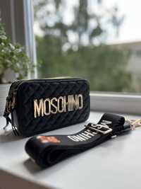 Сумочка Moschino кросс-боді