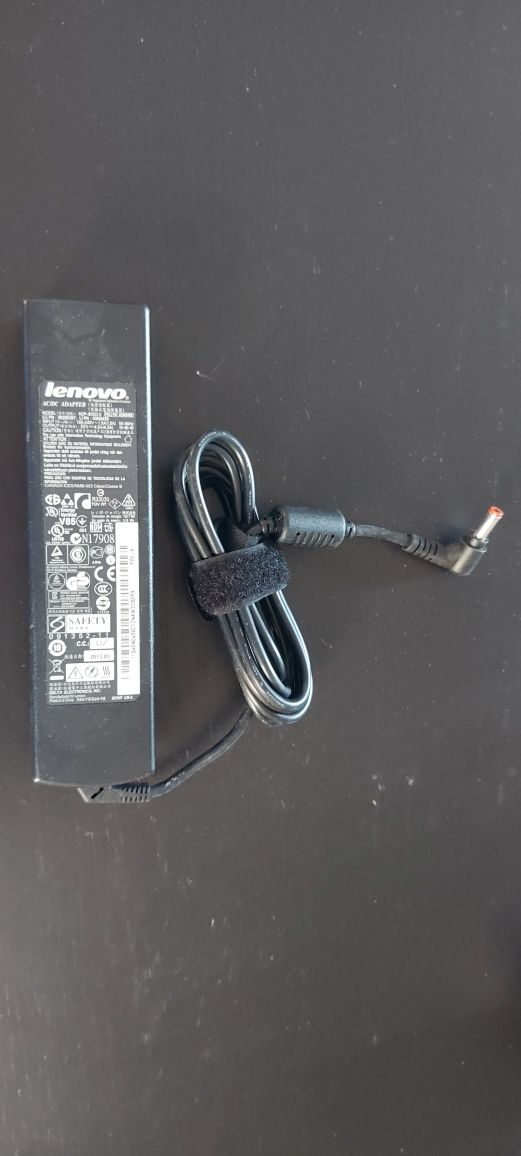 Carregador portátil Lenovo
