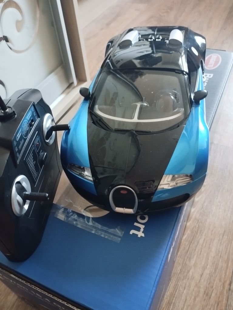 Машинка на радиоуправлении Bugatti Veyron