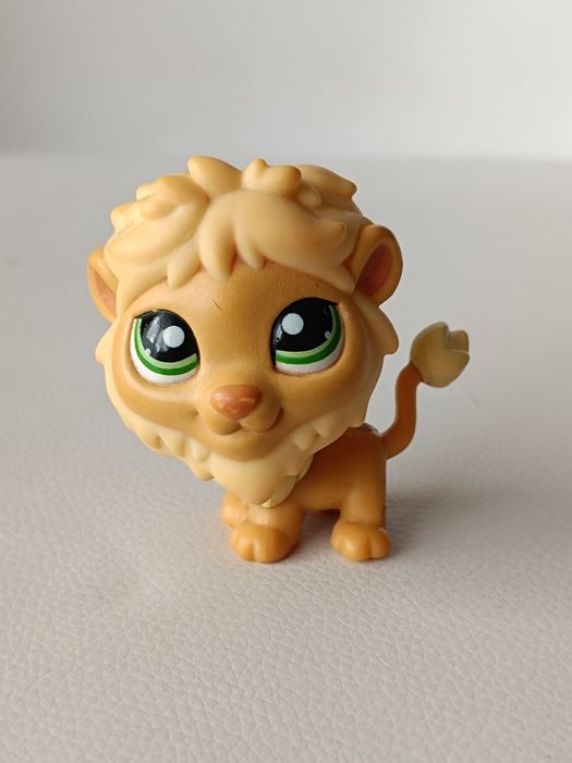 Littlest pet shop LPS