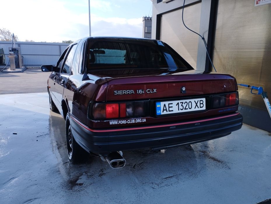 Продам Ford Sierra в хорошем состоянии