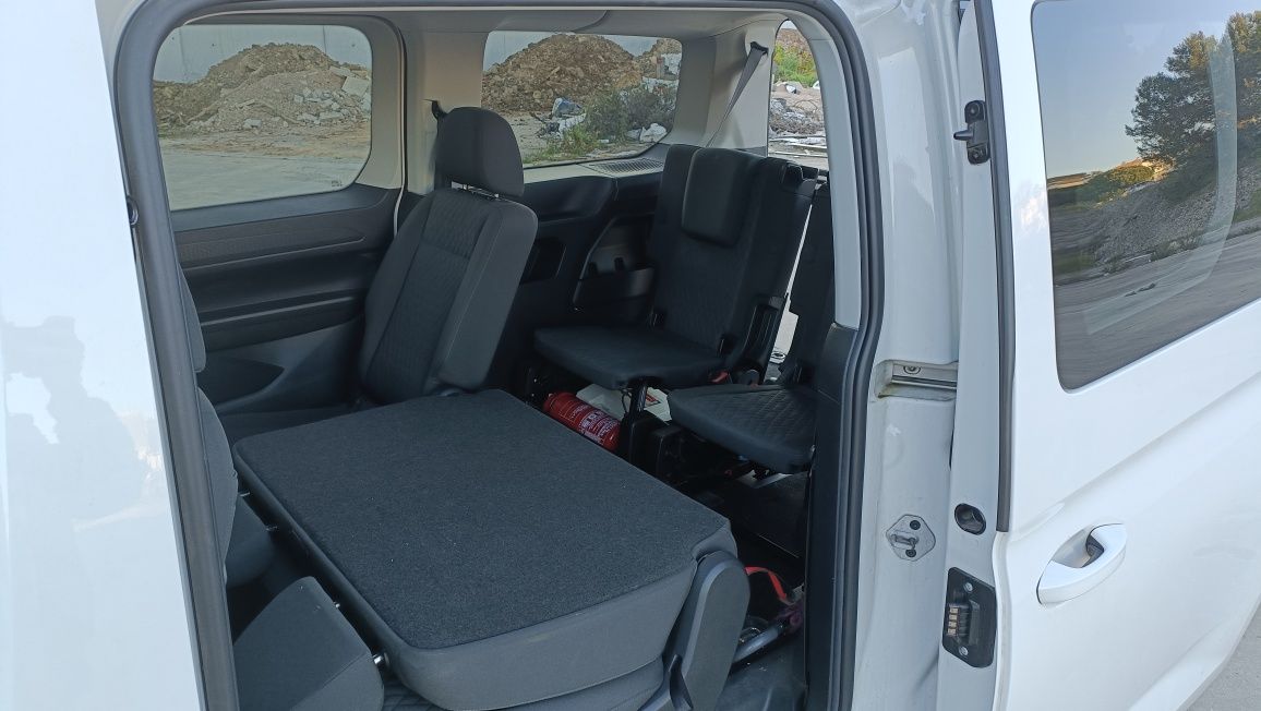VW Caddy Maxi 7 Lugares