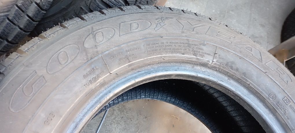 Opona Nowa 1szt 215/65/15C 104/102T Goodyear Cargo Vector 2