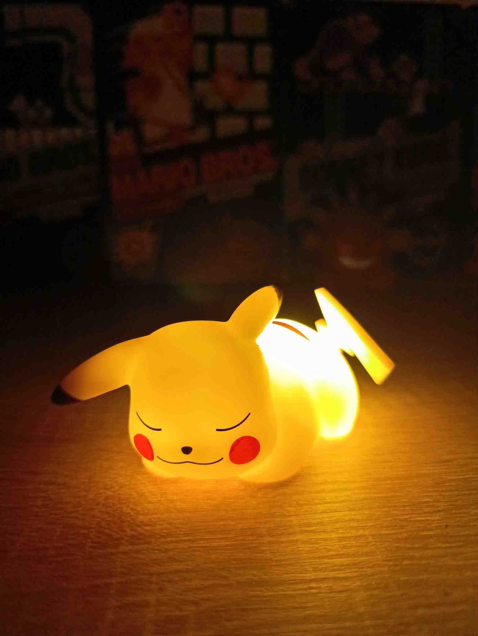 "NOWE" Figurki Pokemon Pikachu Lampka nocna