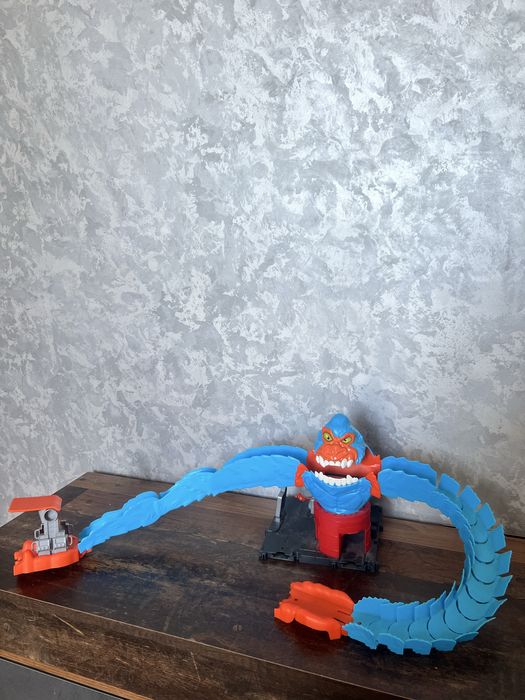 Трек hot wheels