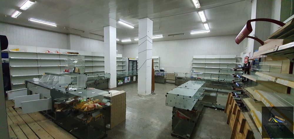 Комерційна  будівля Вижниця