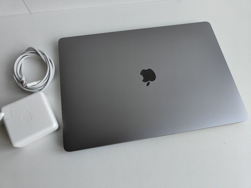 Apple MacBook Pro 16" 2021 a2141 (i7/16/512) Space Grey