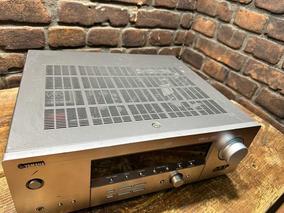 Amplituner  Yamaha RX-V 457