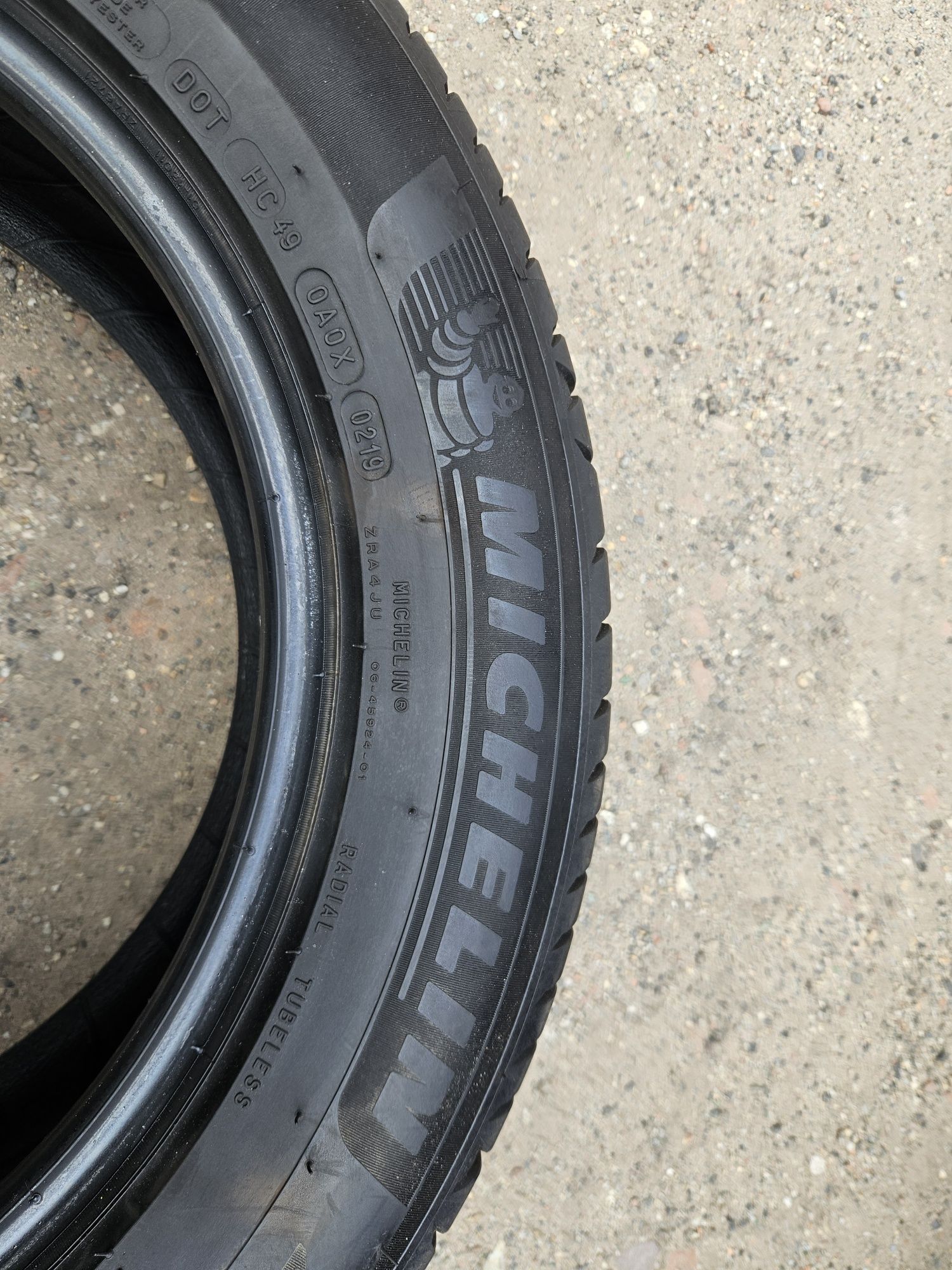 Komplet dwoch opon Michelin Total Performance 215/60 r16