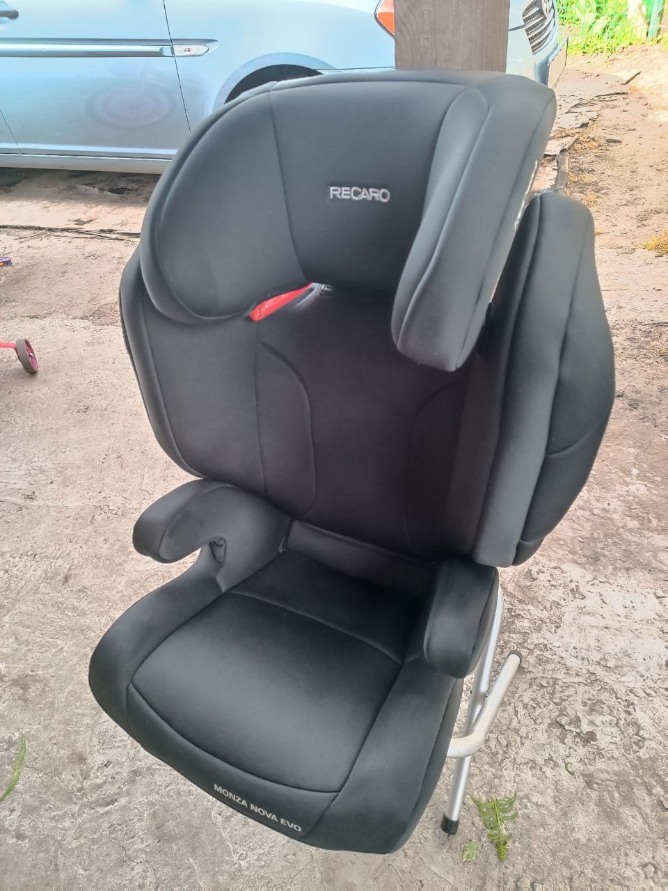 Автокресло Recaro Monza Nova EVO SeatFix