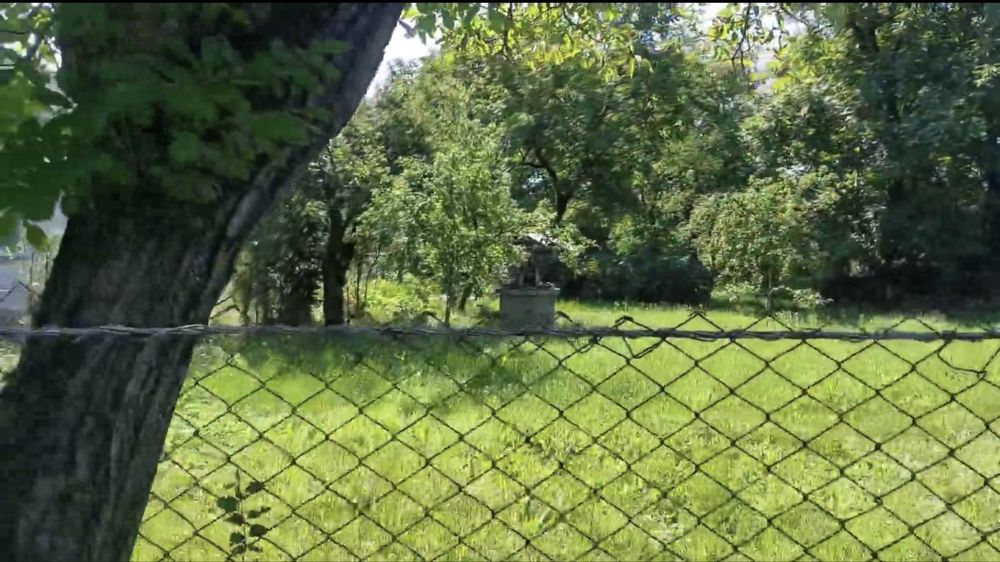 Продам будинок в смт Кути центр від власника