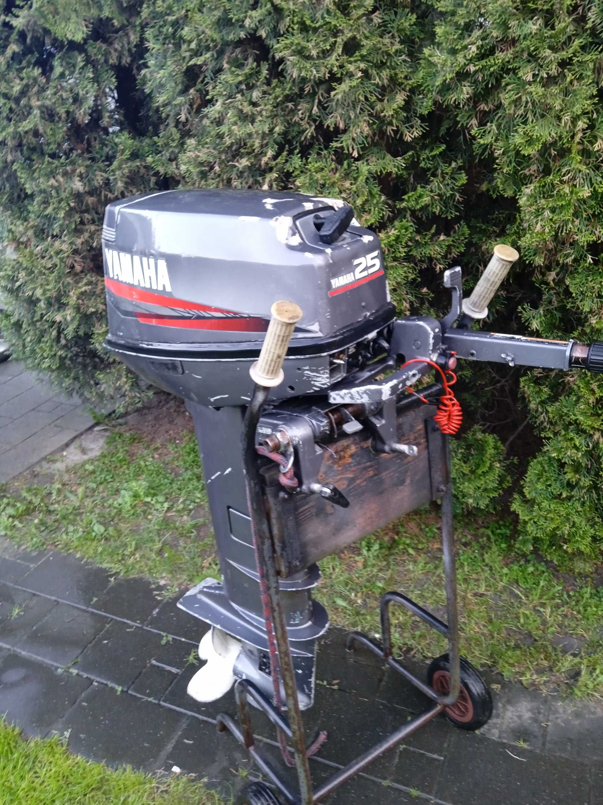 silnik zaburtowy Yamaha 25 rozrusznik