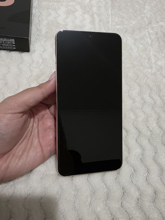 Samsung s22+ pink gold