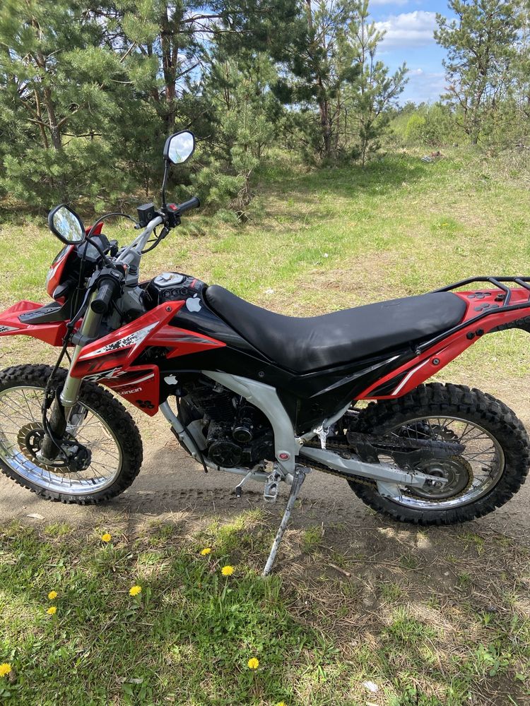 Продам Loncin 250