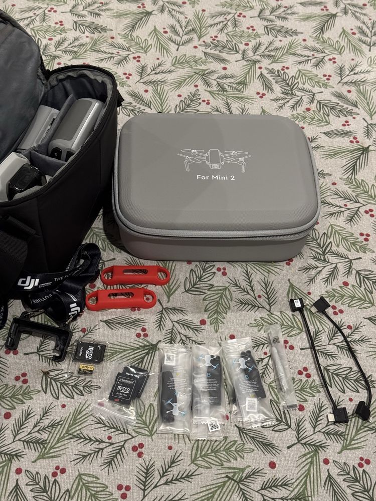 DJI Mini 2 SE Fly More Combo