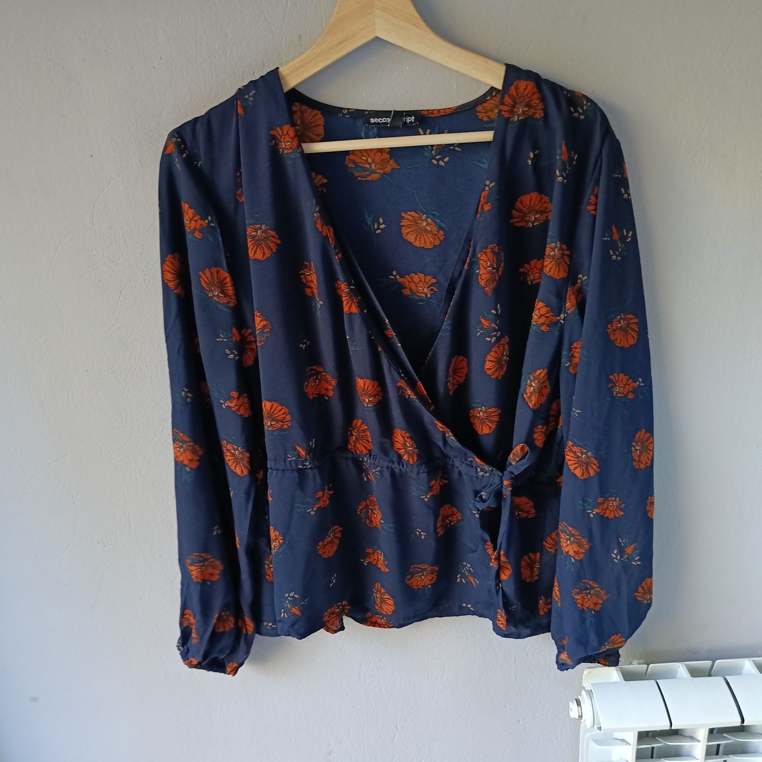 Second script 48 4XL elegancka koszula damska kopertowa floral print